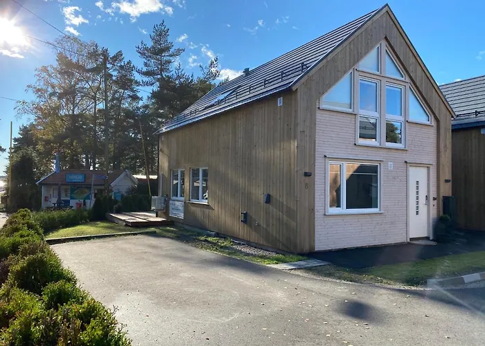 Sorlandet, Naer Stranden Og Kristiansand Dyrepark *