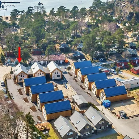 Sørlandet, Nær Stranden Og Kristiansand Dyrepark * Søgne